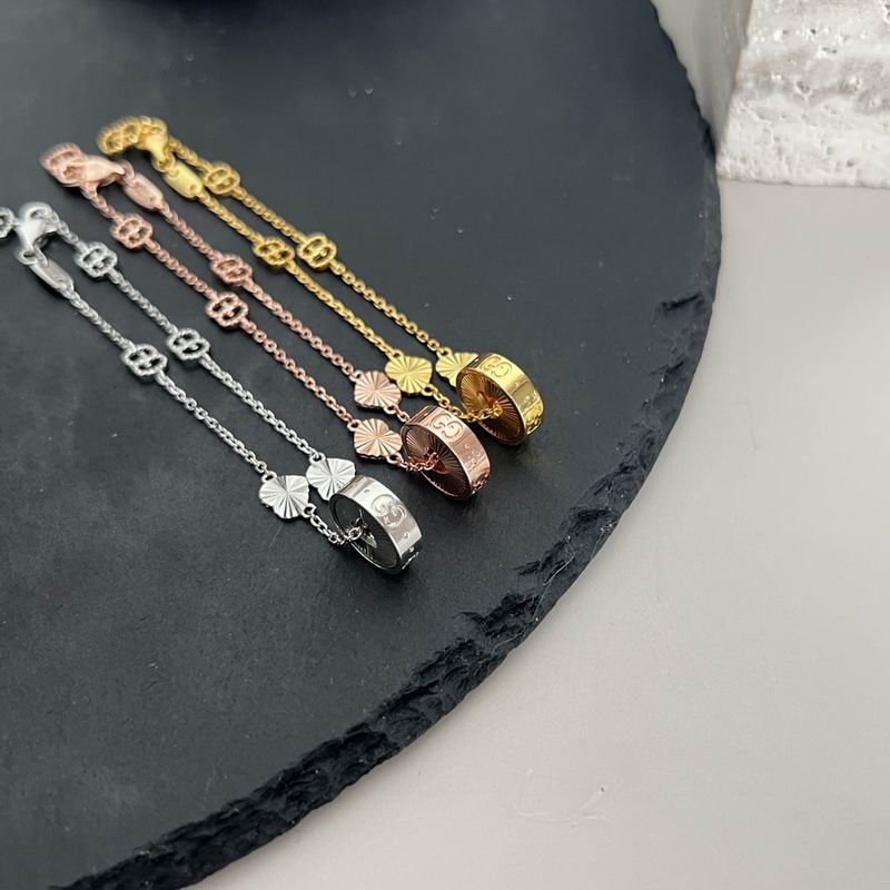 Gucci Bracelet 06yxs55